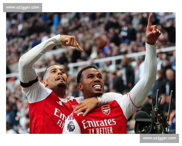 卡拉格力挺加布里埃尔：英超最具影响力的后防领袖